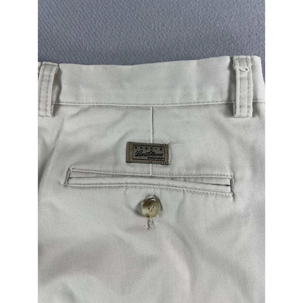 Vintage Y2K Levi's Classic Fit Khakis Off White Mens Size (38 x 31) Pants Preppy